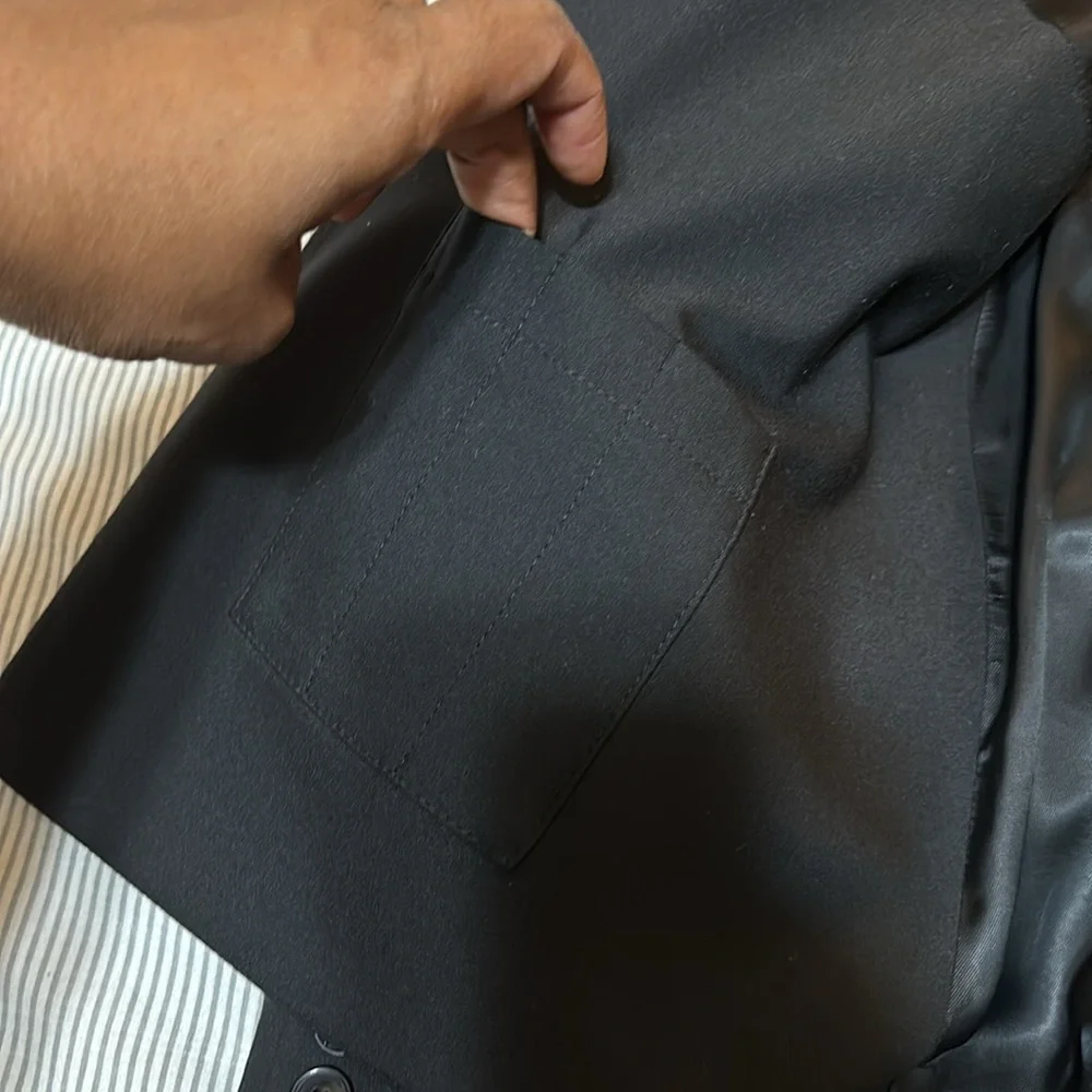 Argent Women's Black Double-Breasted Blazer - Picture 5 of 8